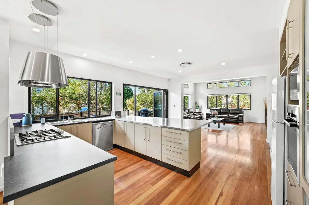 فيلا Mudjimba Shores-Coastal Bliss For Families & Dogs بيت للعطل